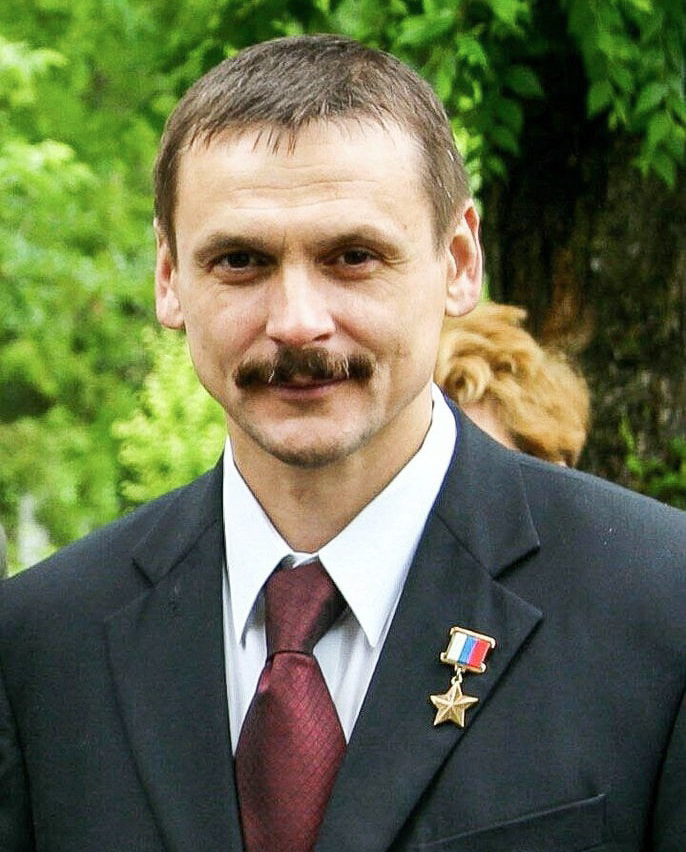 КУМОВ Андрей Николаевич