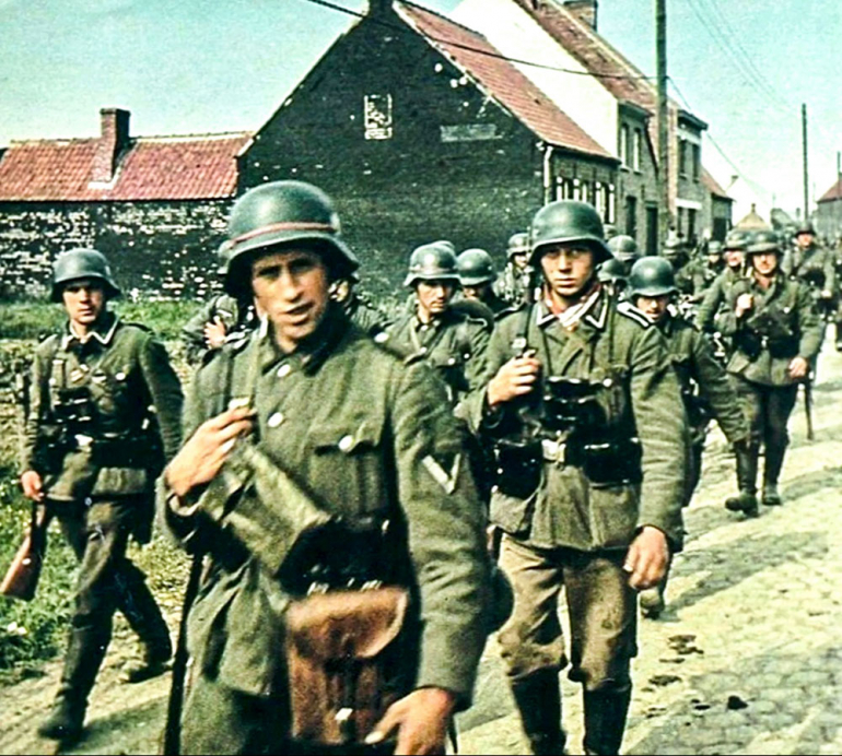 Переходя советскую границу, солдаты и офицеры Вермахта были уверены, что война с Советским Союзом будет повторением боевых действий в Европе