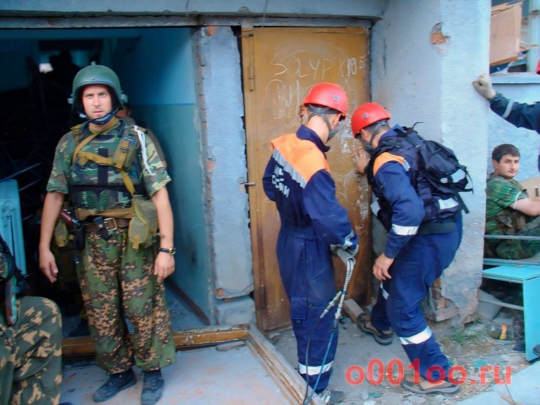 Герман Щиповский во время операции по освобождению заложников и уничтожению террористов в Беслане. 3 сентября 2024 года
