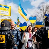 Покинув страну, не желая защищать Украину или разделить ее тяготы, беженцы заполнили Европу